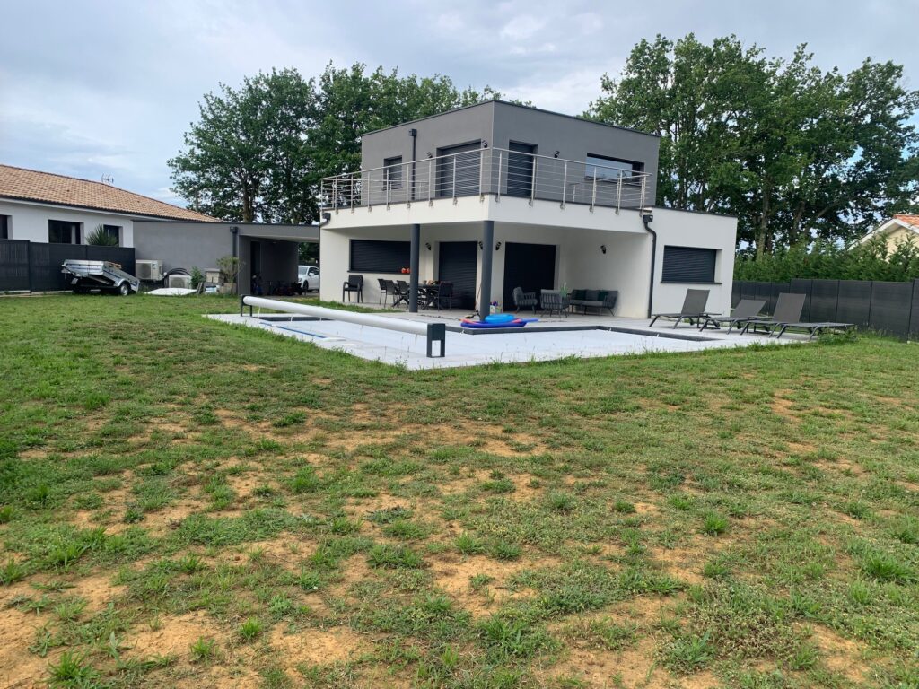 Création d'un massif sur rivière près de Peyrehorade