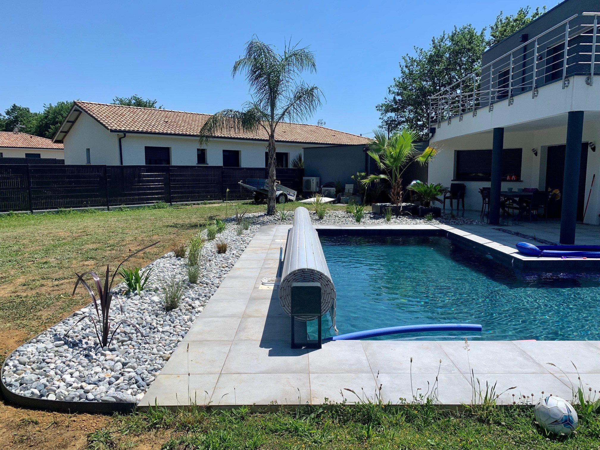 Création d'un massif sur rivière près de Peyrehorade