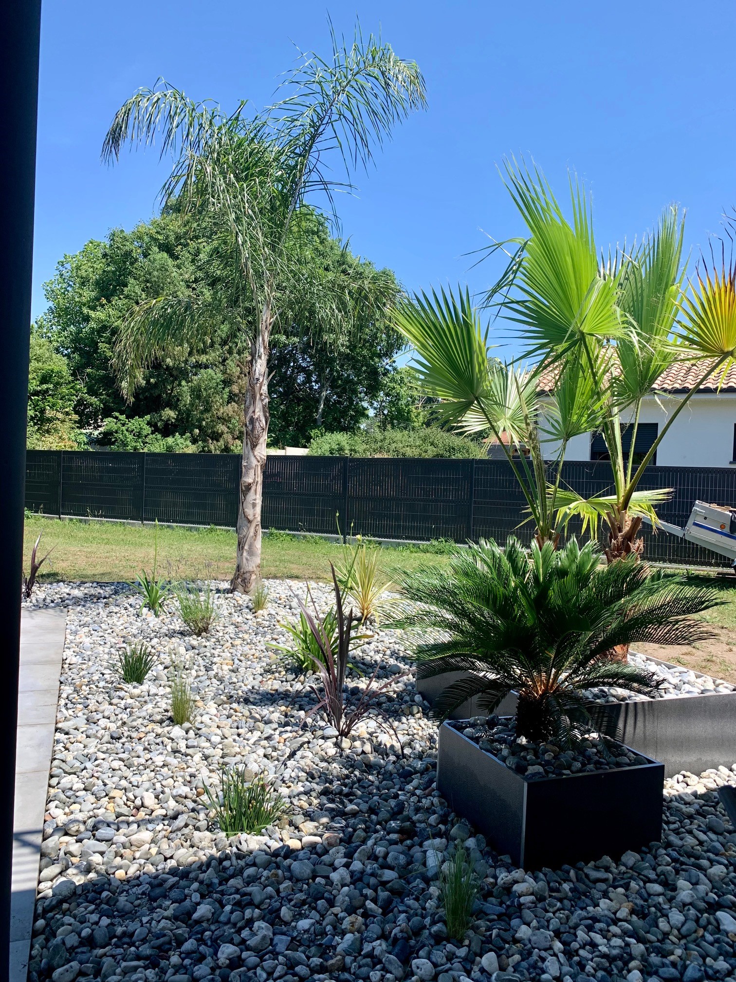 Création d'un massif sur rivière près de Peyrehorade